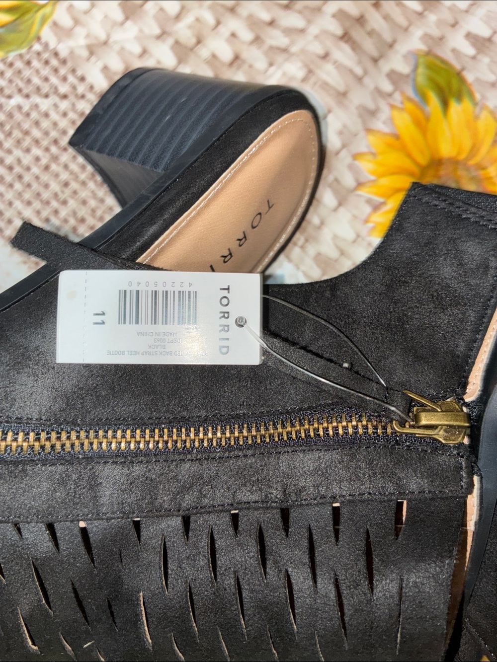 torrid Black Open-Toe Slingback Heels with Cutout Detail - Picture 6 of 10